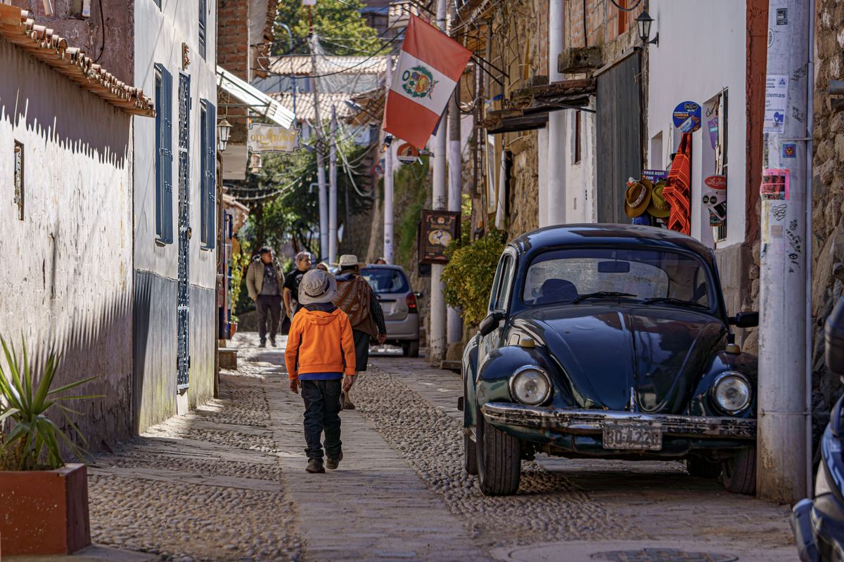 Peru · Street Scene
